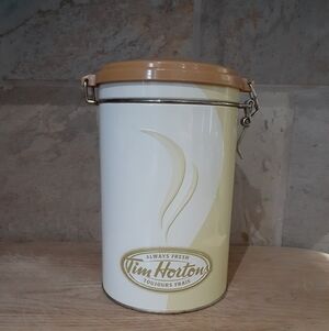 Tim Hortons 2006 Limited Edition Collector Series Coffee Tin Cannister #006